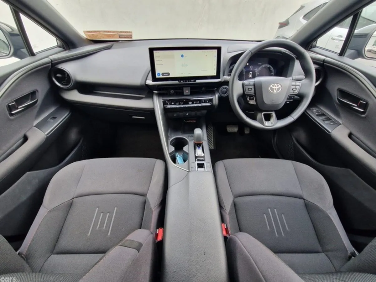 Toyota C-HR SUV, Petrol Hybrid, 2025, Grey