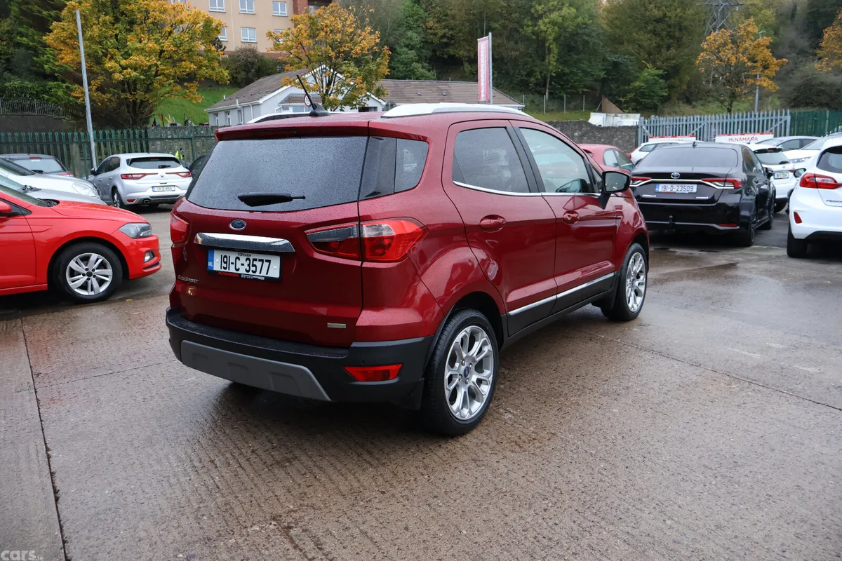Ford EcoSport SUV, Petrol, 2019, Red