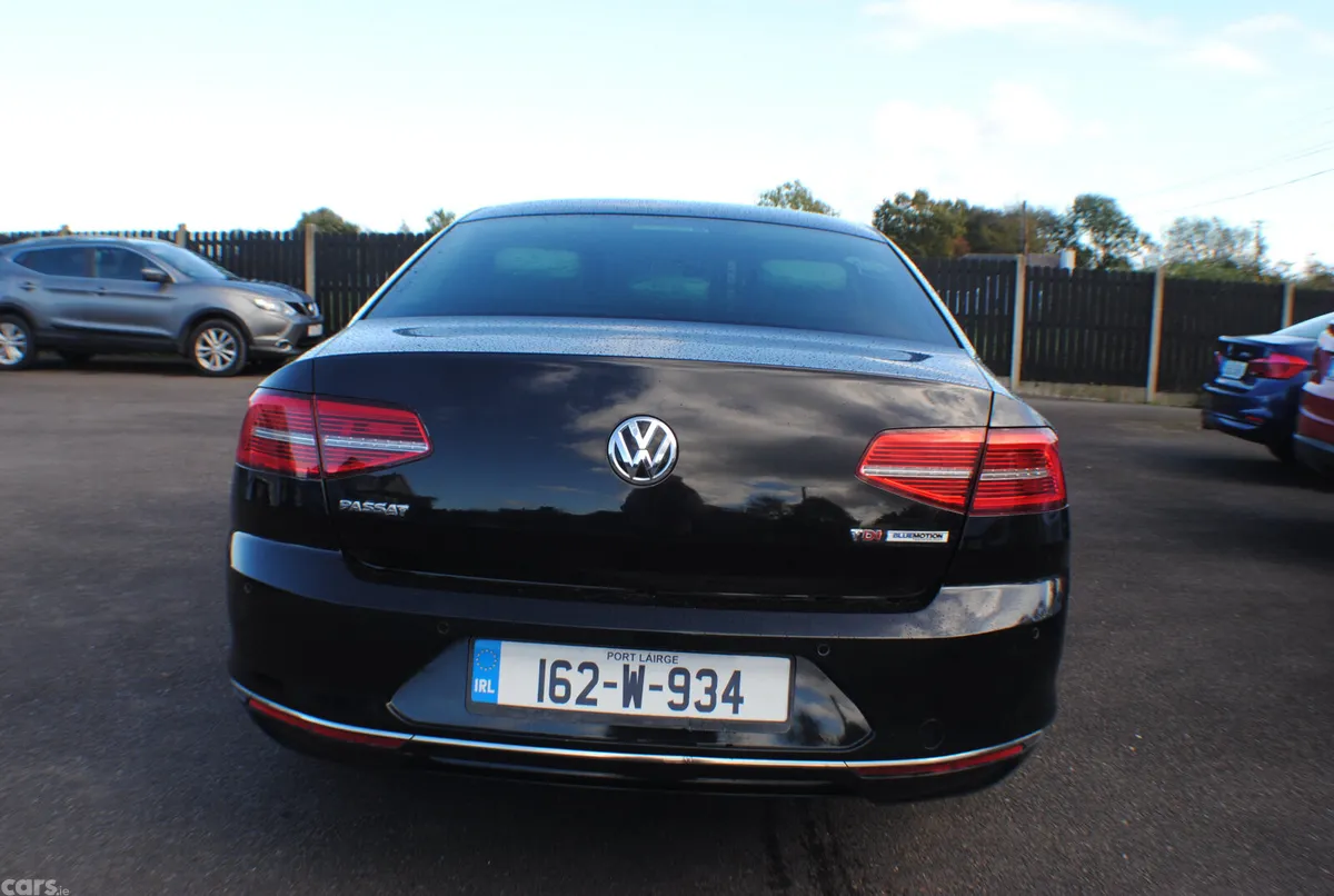 Volkswagen Passat Saloon, Diesel, 2016, Black