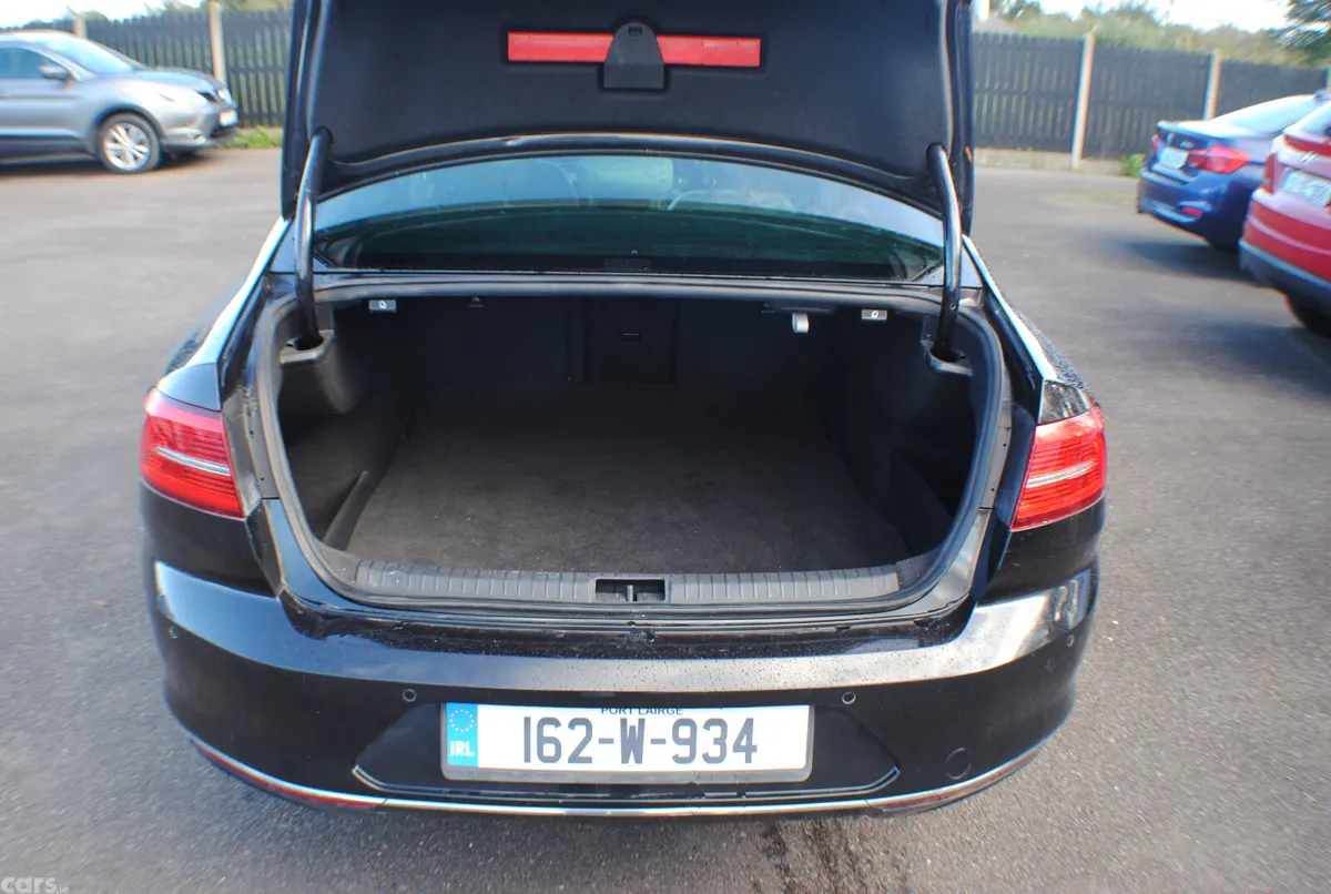 Volkswagen Passat Saloon, Diesel, 2016, Black