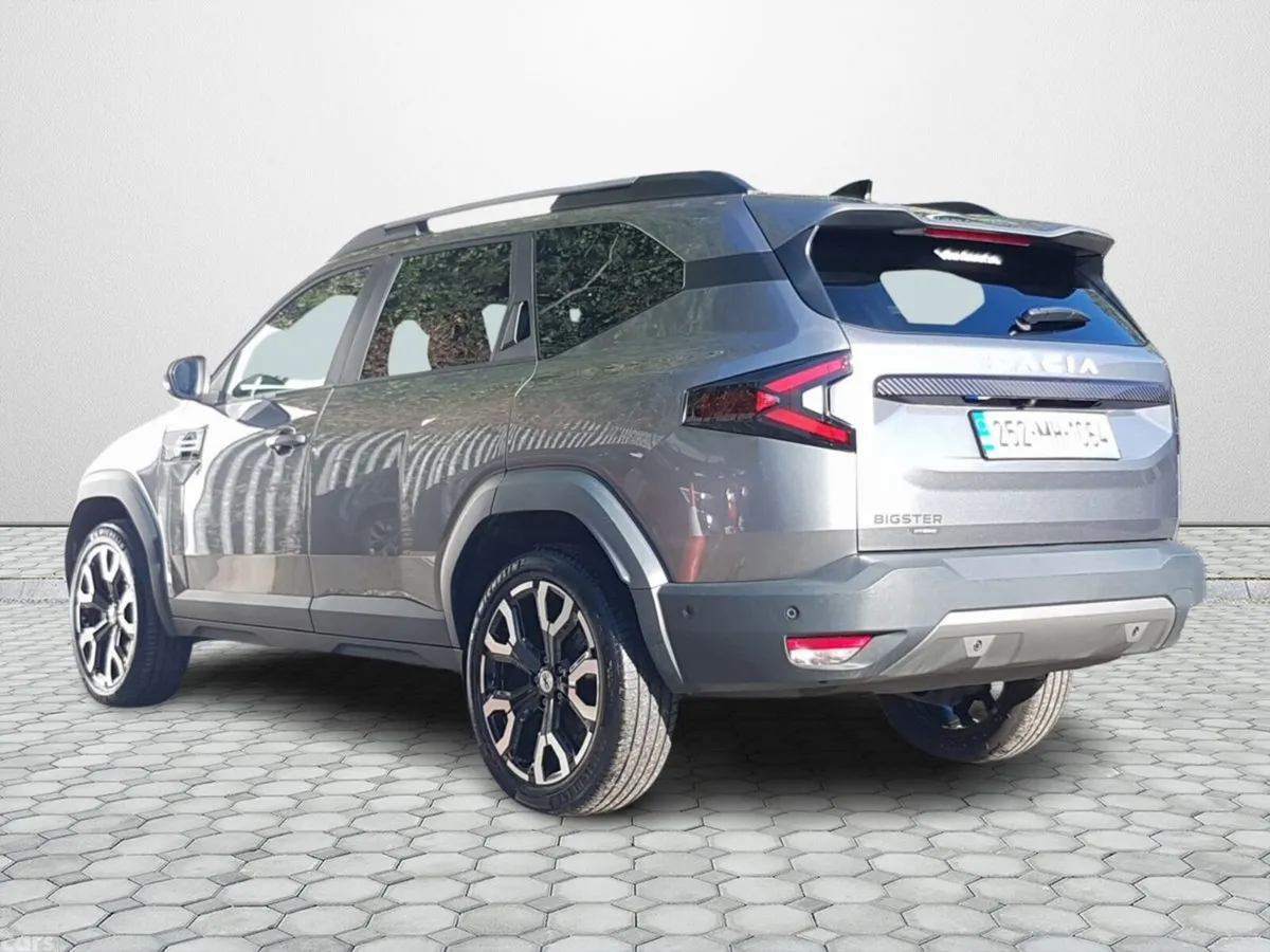 Dacia Bigster Hatchback, Petrol Hybrid, 2025, Grey