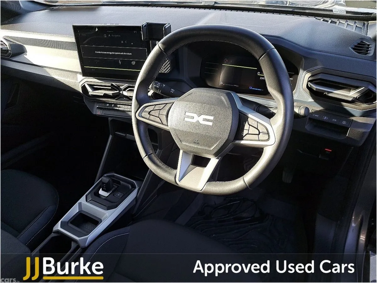 Dacia Duster SUV, Petrol Hybrid, 2025, Grey