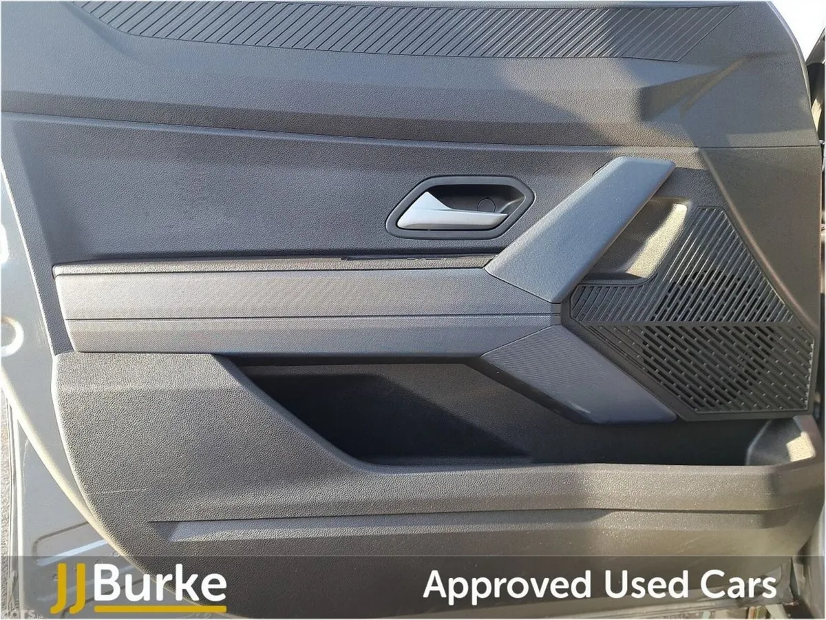 Dacia Duster SUV, Petrol Hybrid, 2025, Grey