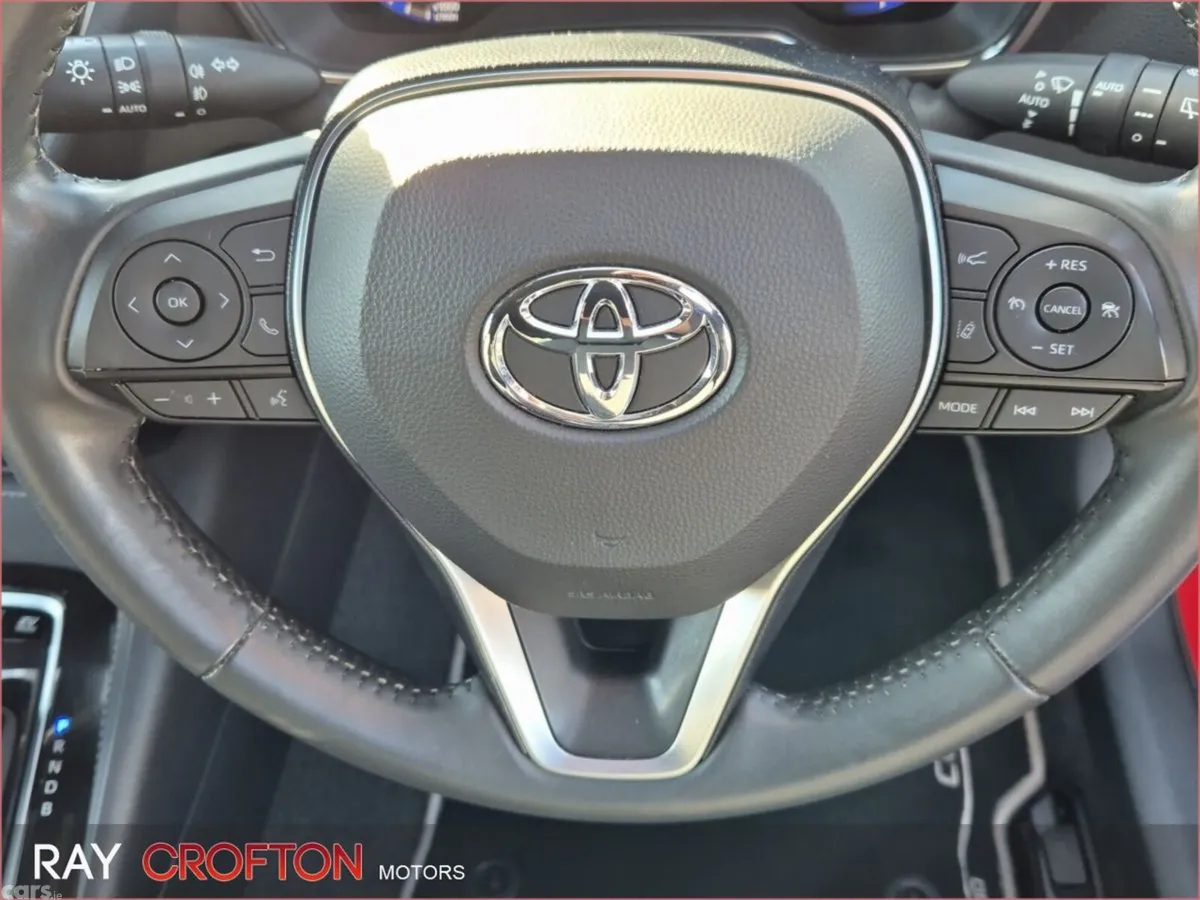 Toyota Corolla Hatchback, Petrol Hybrid, 2020, Red