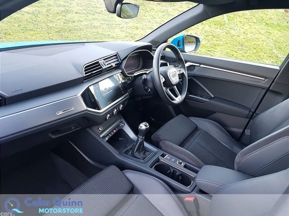 Audi Q3 SUV, Petrol, 2019, Blue