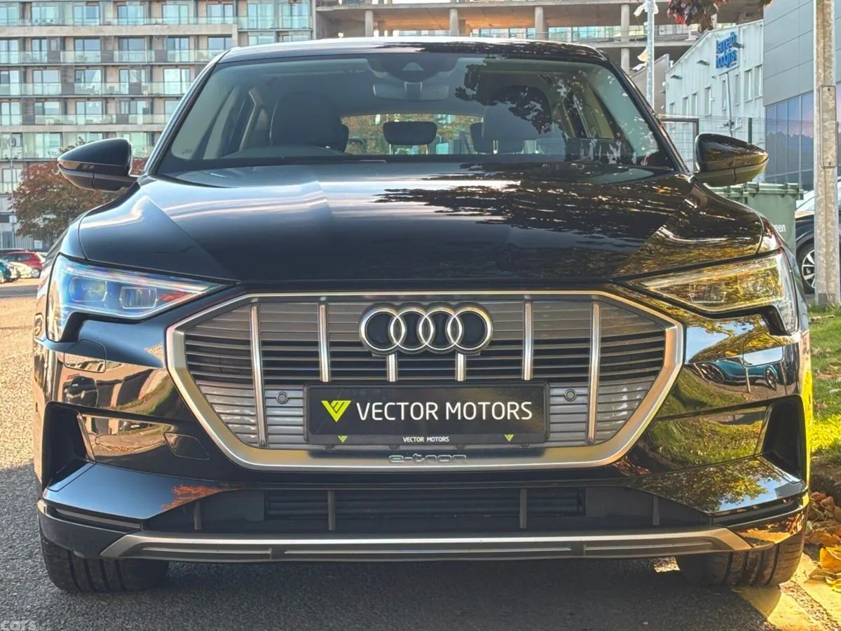 Audi e-tron SUV, Electric, 2021, Black