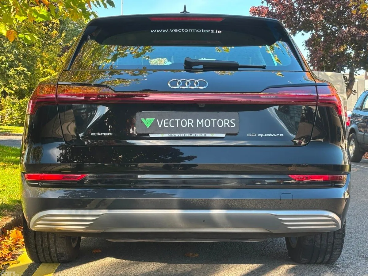 Audi e-tron SUV, Electric, 2021, Black