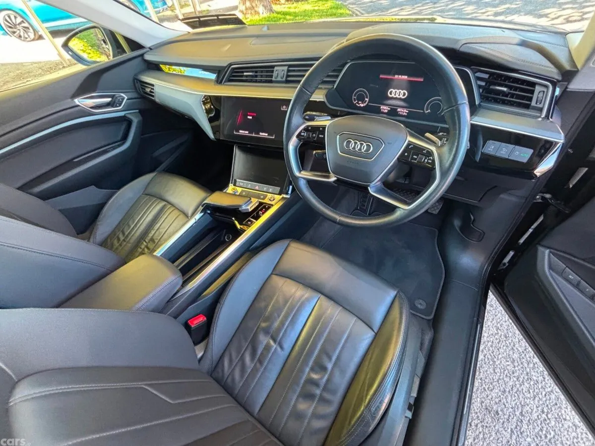 Audi e-tron SUV, Electric, 2021, Black