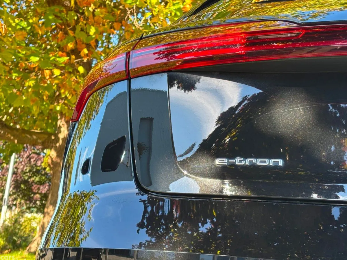 Audi e-tron SUV, Electric, 2021, Black