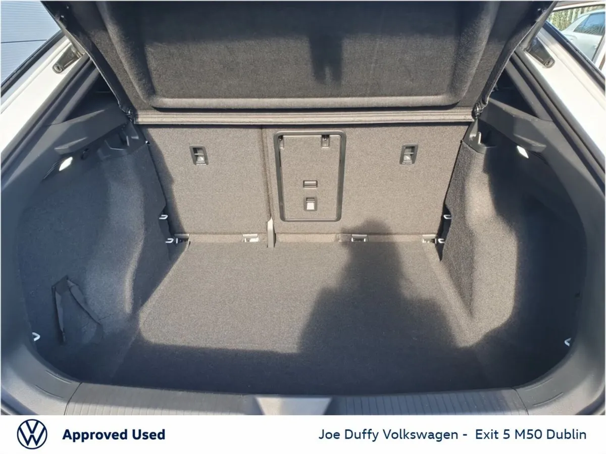 Volkswagen ID.5 Estate, Electric, 2024, White