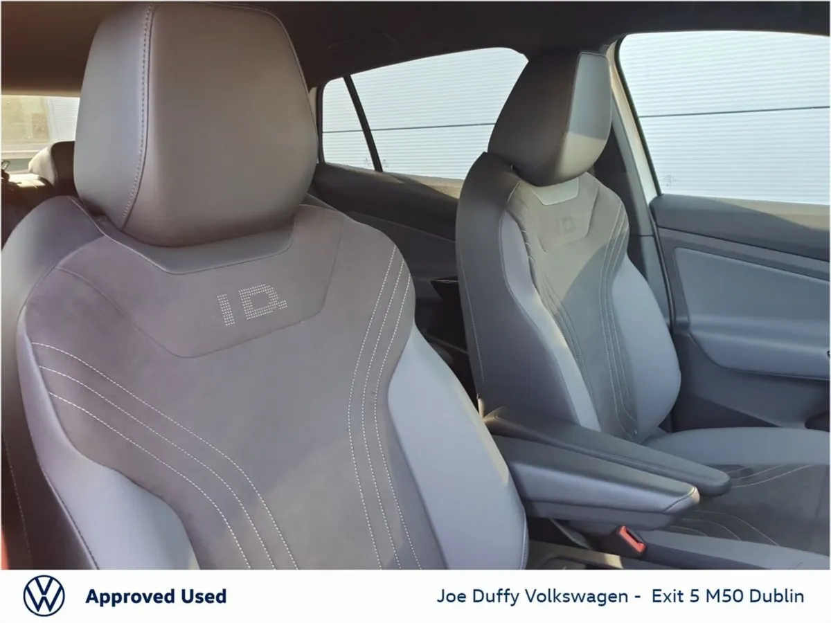 Volkswagen ID.5 Estate, Electric, 2024, White