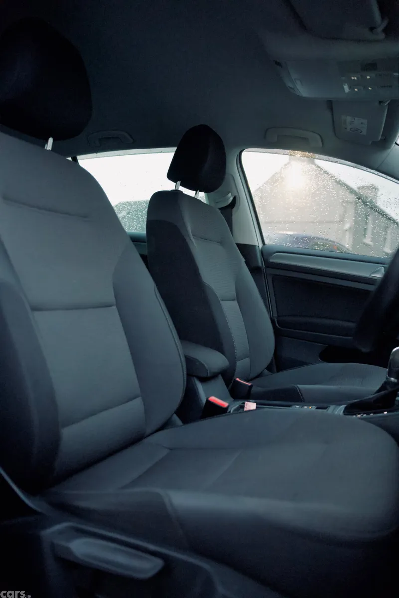 Volkswagen Golf Hatchback, Petrol, 2016, White