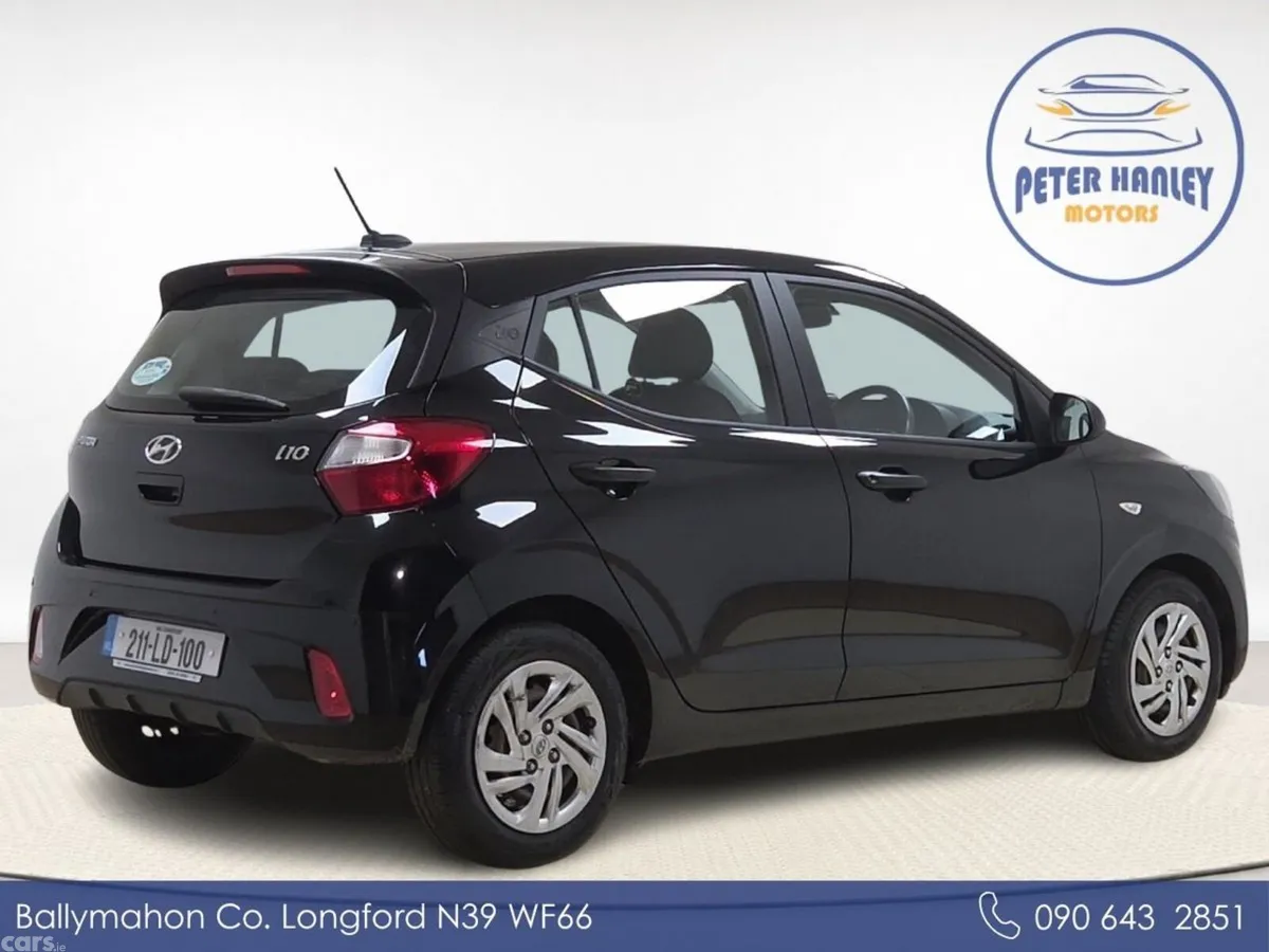 Hyundai i10 Hatchback, Petrol, 2021, Black