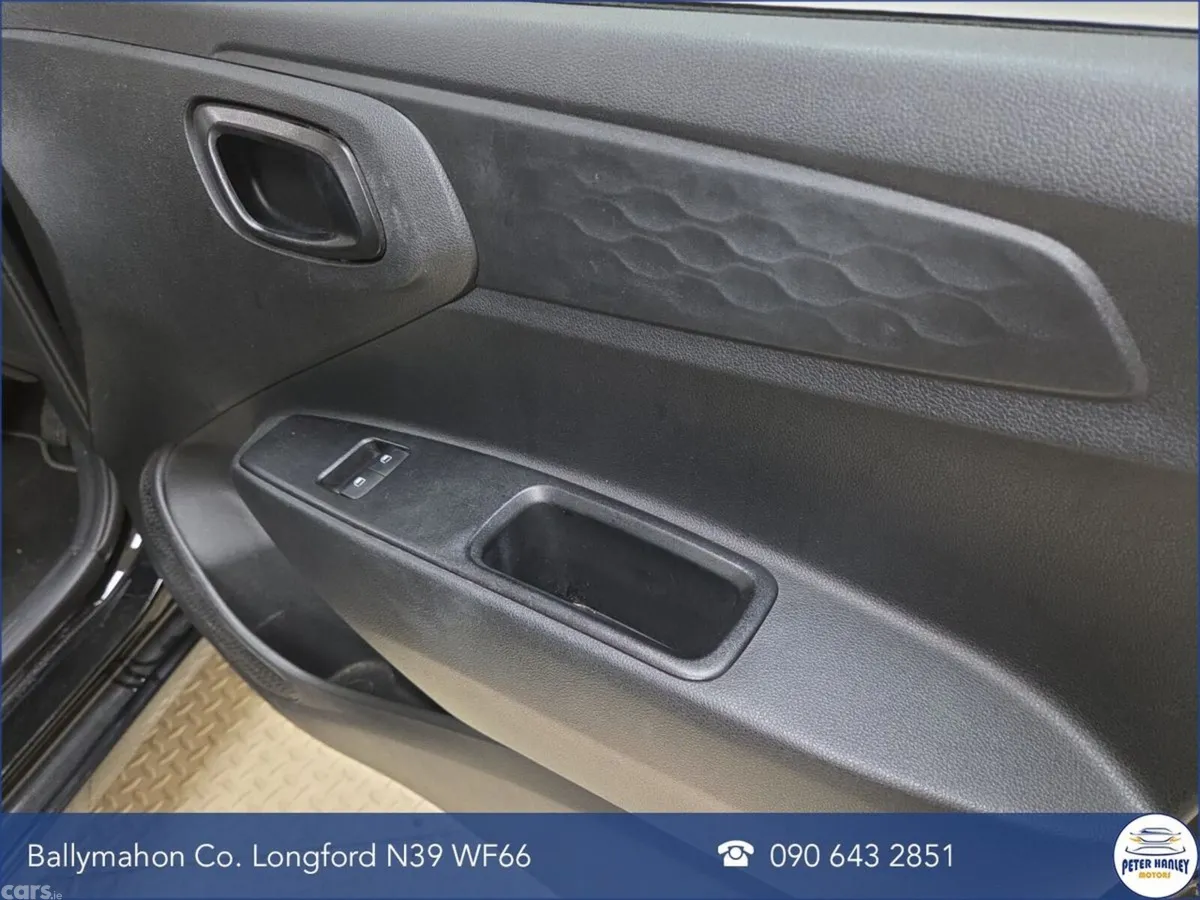 Hyundai i10 Hatchback, Petrol, 2021, Black