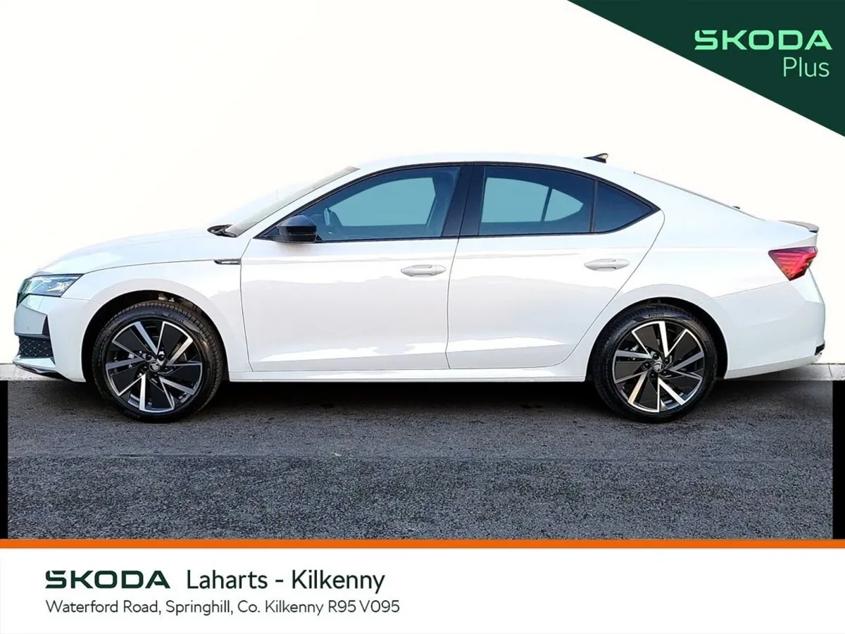 Skoda Octavia Saloon, Diesel, 2026, White
