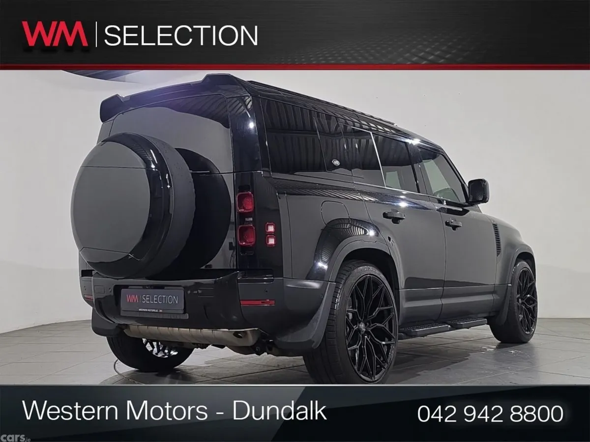 Land Rover Defender SUV, Petrol Plug-in Hybrid, 2023, Black