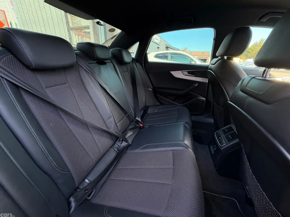 Audi A4 Saloon, Petrol, 2016, Black