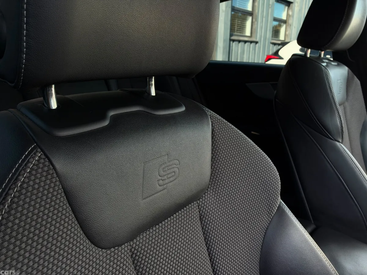 Audi A4 Saloon, Petrol, 2016, Black