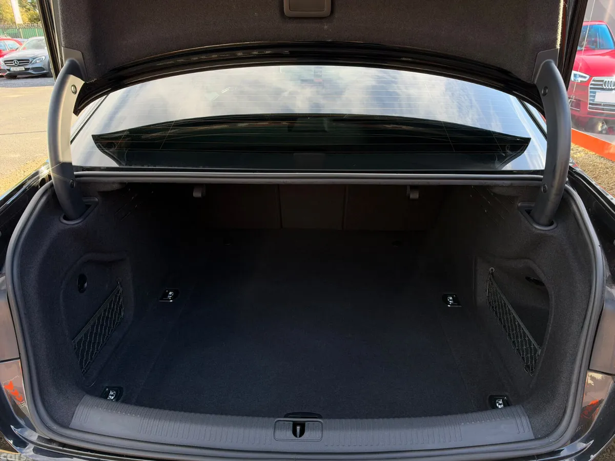 Audi A4 Saloon, Petrol, 2016, Black