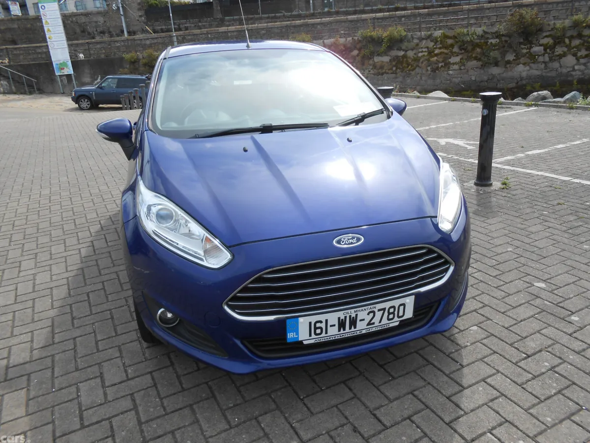 Ford Fiesta Hatchback, Petrol, 2016, Blue