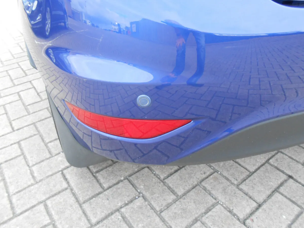 Ford Fiesta Hatchback, Petrol, 2016, Blue