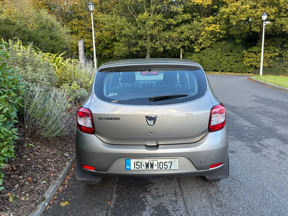 Dacia Sandero Hatchback, Petrol, 2015, Gold
