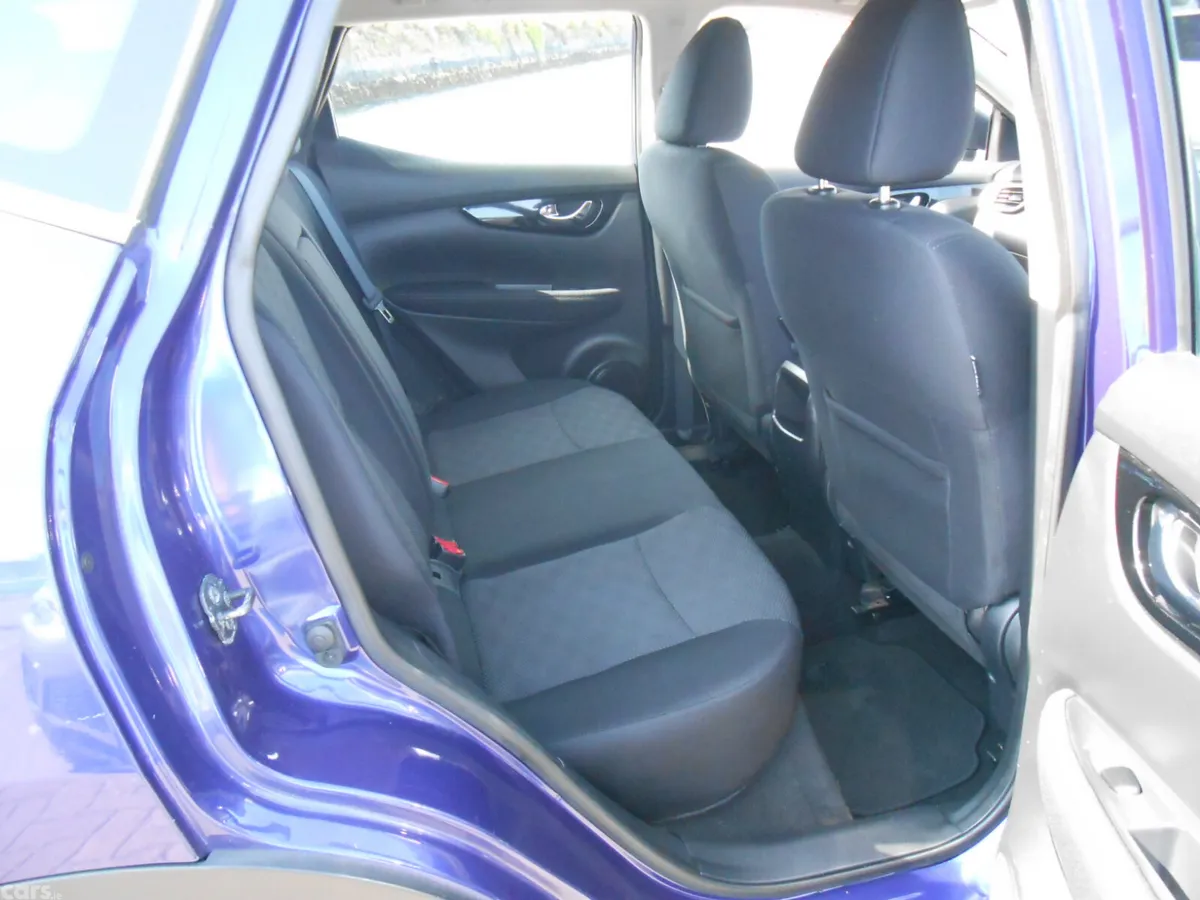 Nissan Qashqai Hatchback, Petrol, 2016, Blue