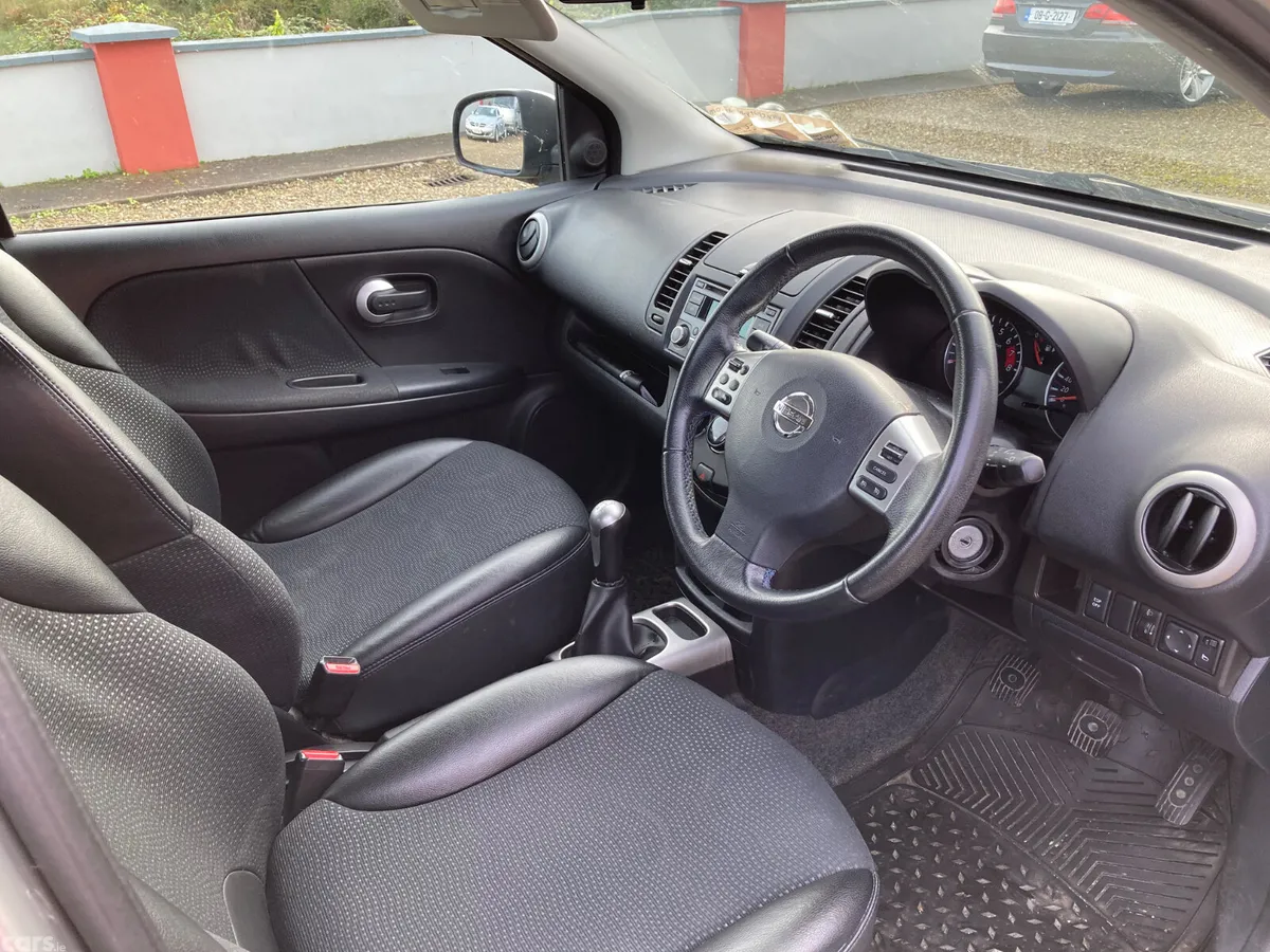 Nissan Note MPV, Petrol, 2012, Silver