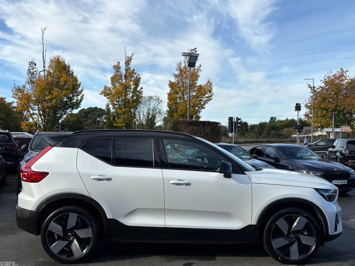 Volvo XC40 SUV, Electric, 2023, White