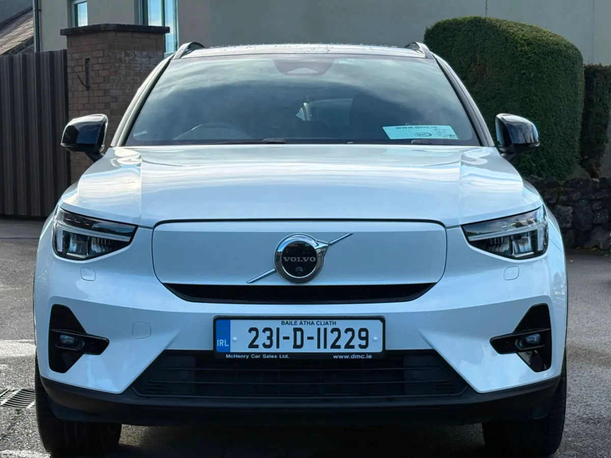 Volvo XC40 SUV, Electric, 2023, White