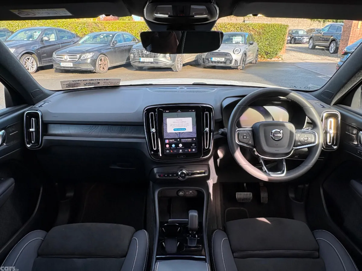 Volvo XC40 SUV, Electric, 2023, White