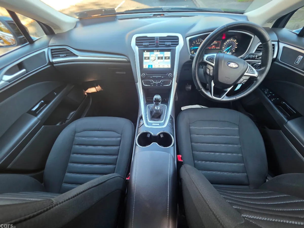 Ford Mondeo Hatchback, Diesel, 2017, Black