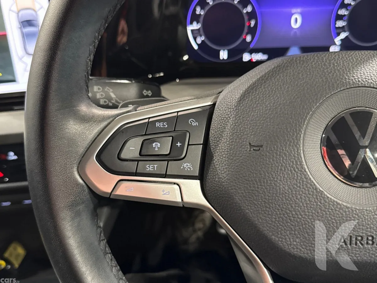 Volkswagen Golf Hatchback, Petrol Hybrid, 2021, Blue