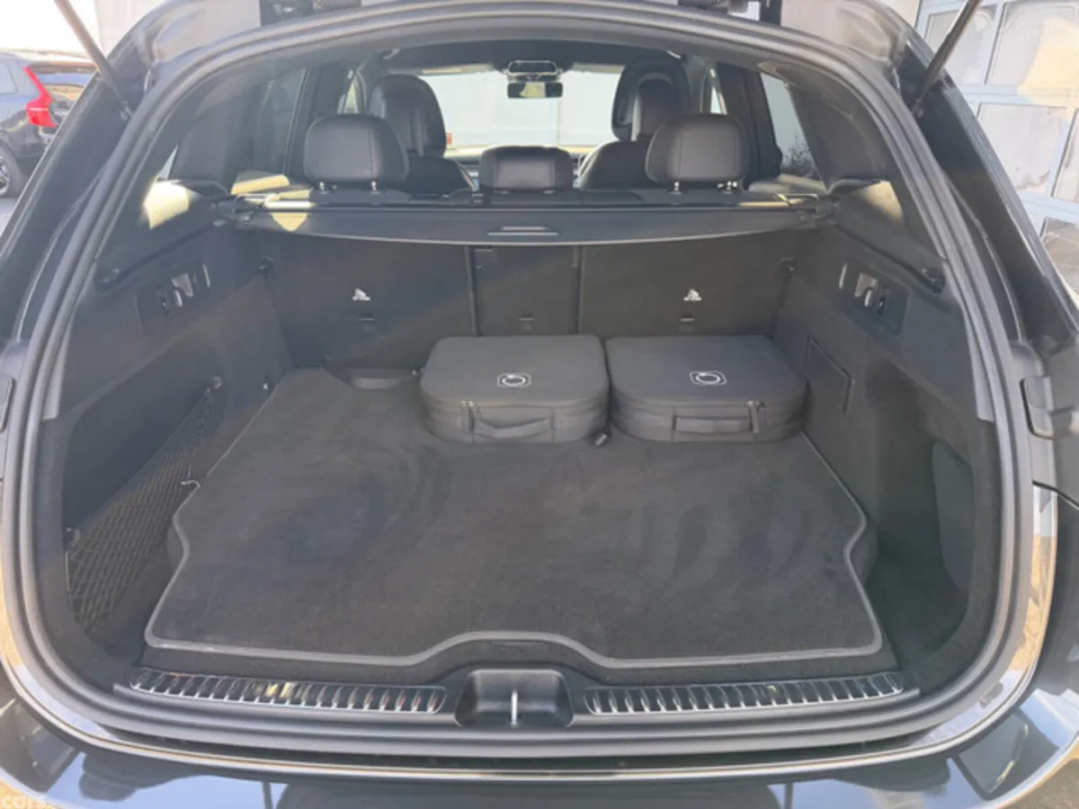 Mercedes-Benz GLC SUV, Petrol Plug-in Hybrid, 2025, Grey