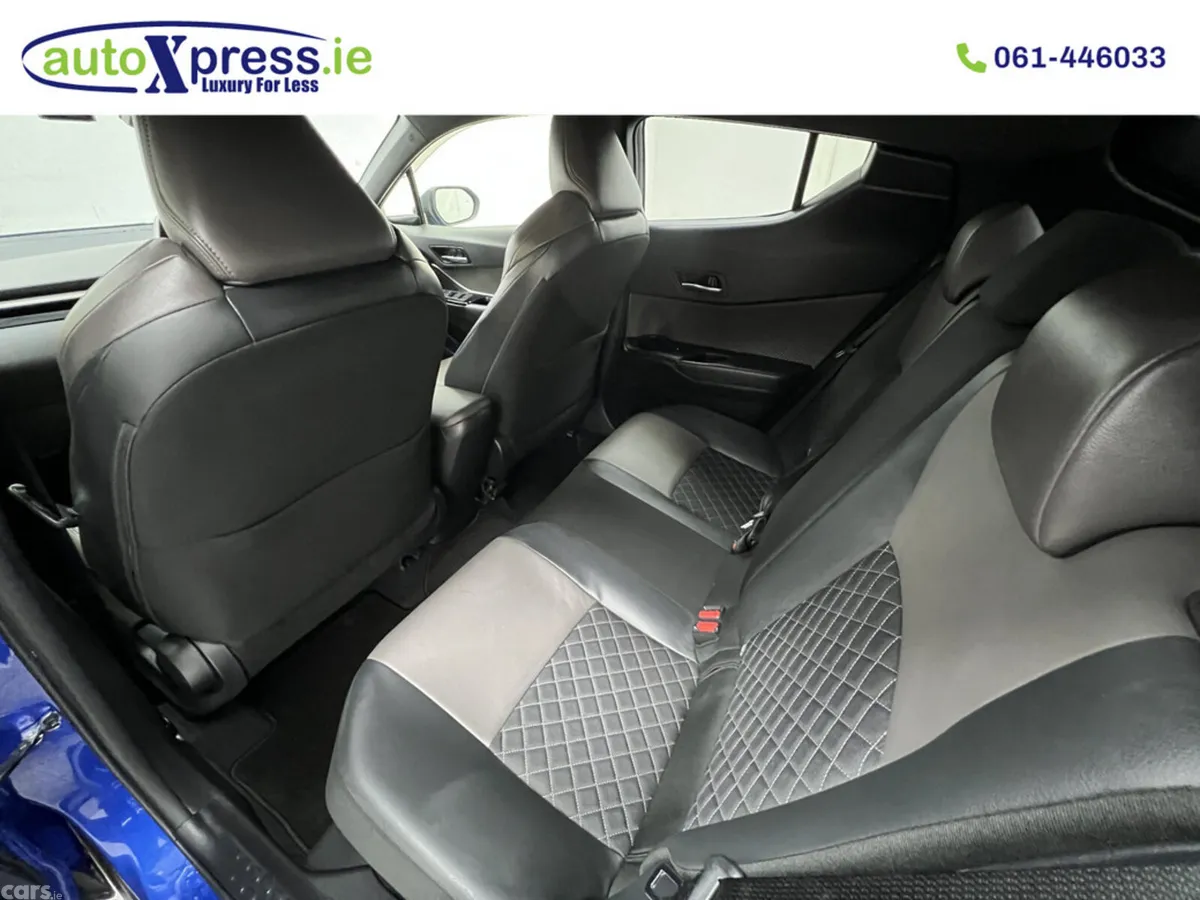 Toyota C-HR SUV, Petrol Hybrid, 2021, Blue