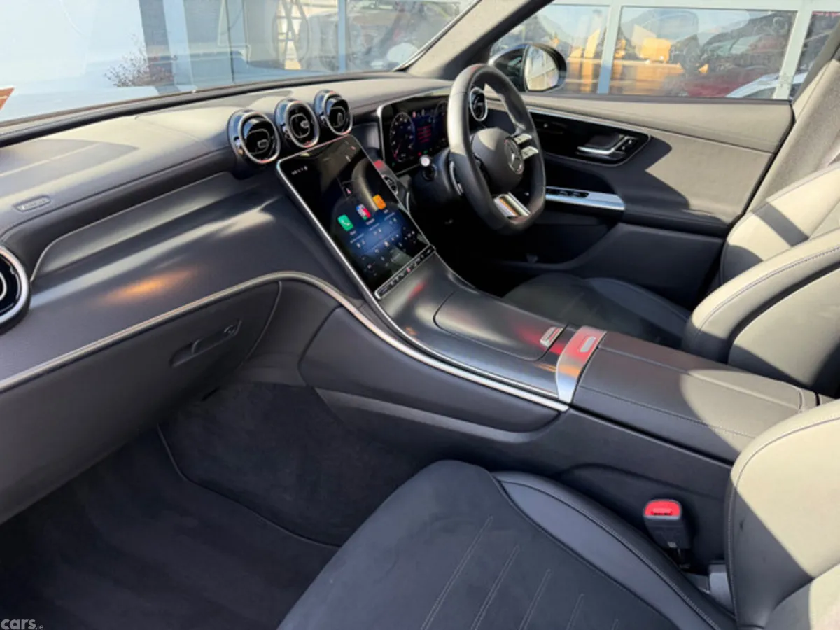 Mercedes-Benz GLC SUV, Petrol Plug-in Hybrid, 2025, Grey