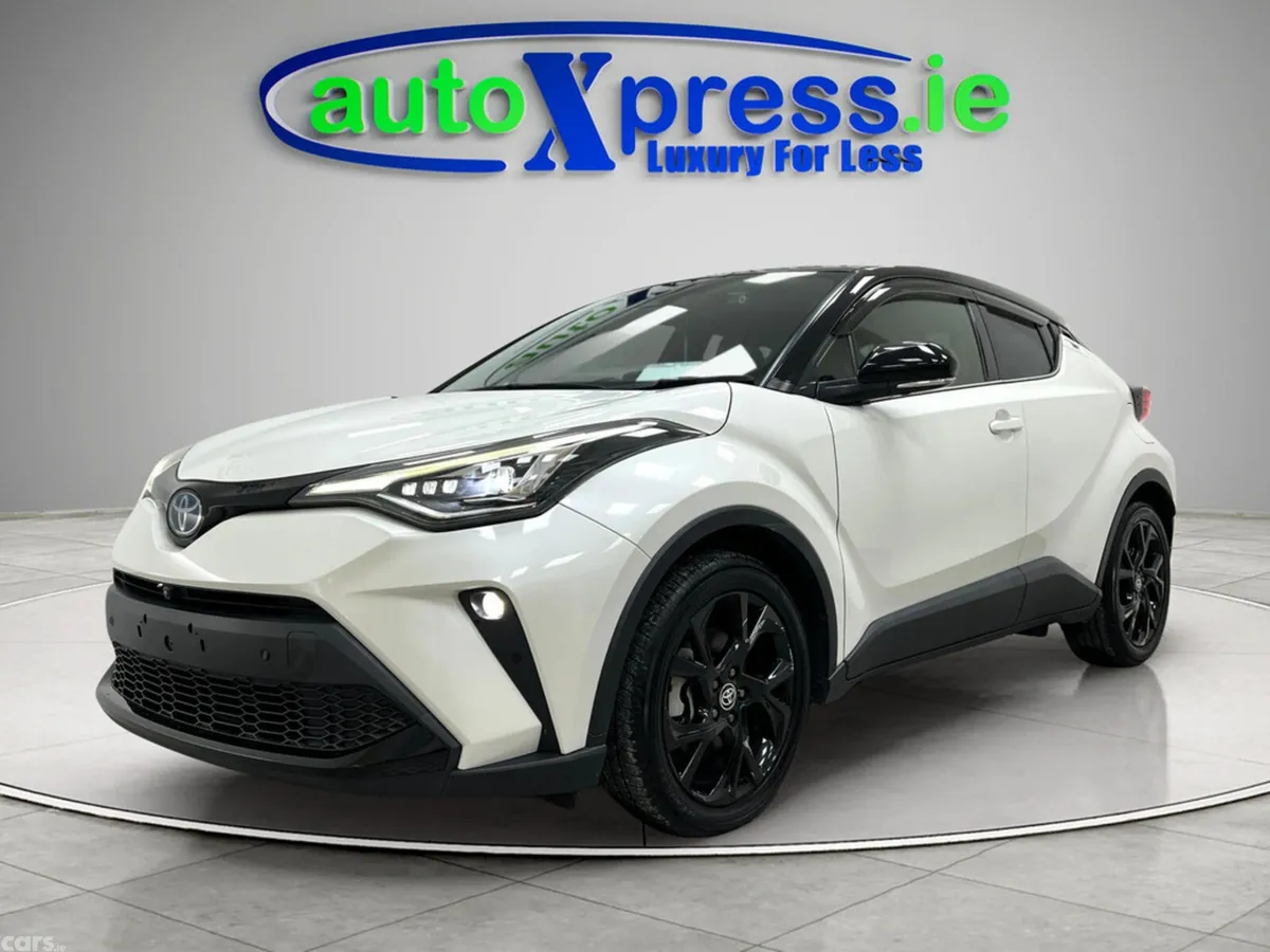 Toyota C-HR SUV, Petrol Hybrid, 2021, White
