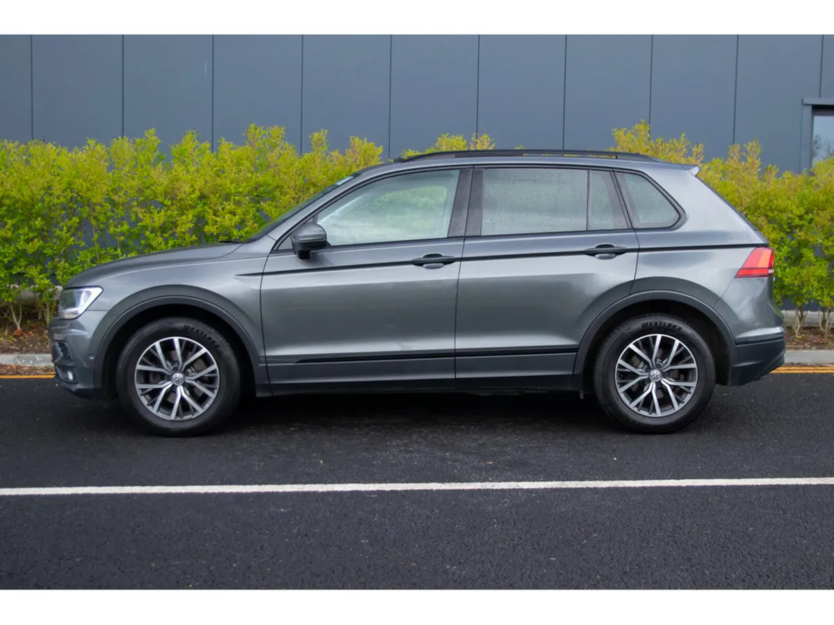 Volkswagen Tiguan Estate, Diesel, 2018, Grey