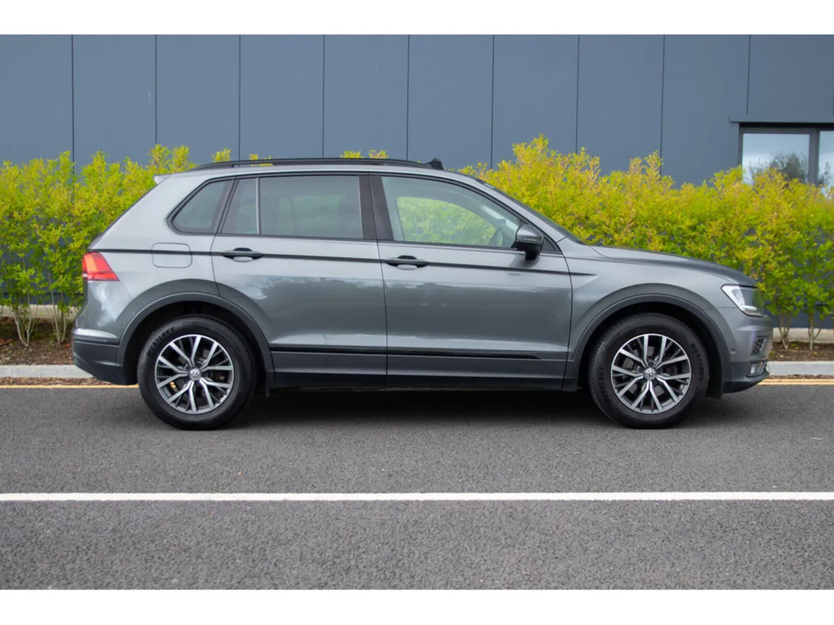 Volkswagen Tiguan Estate, Diesel, 2018, Grey
