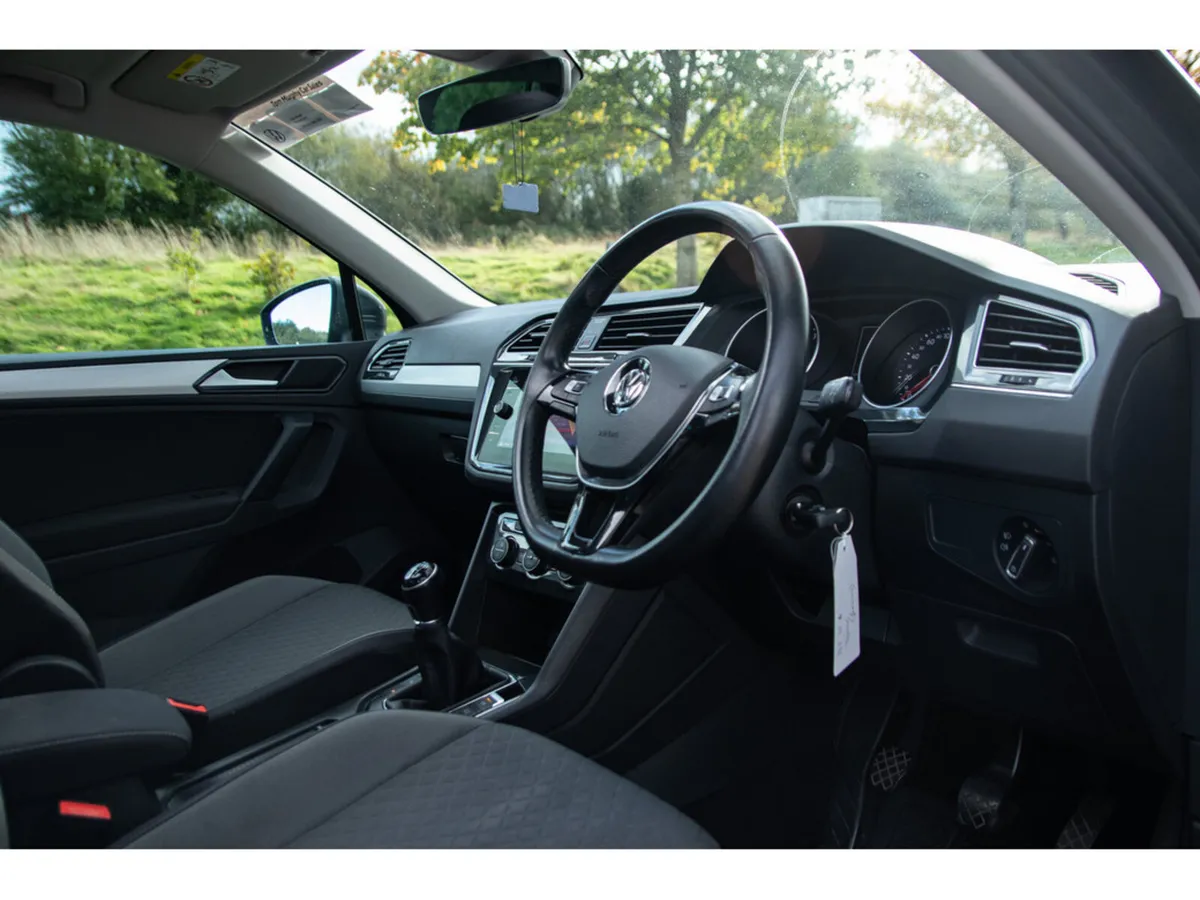 Volkswagen Tiguan Estate, Diesel, 2018, Grey
