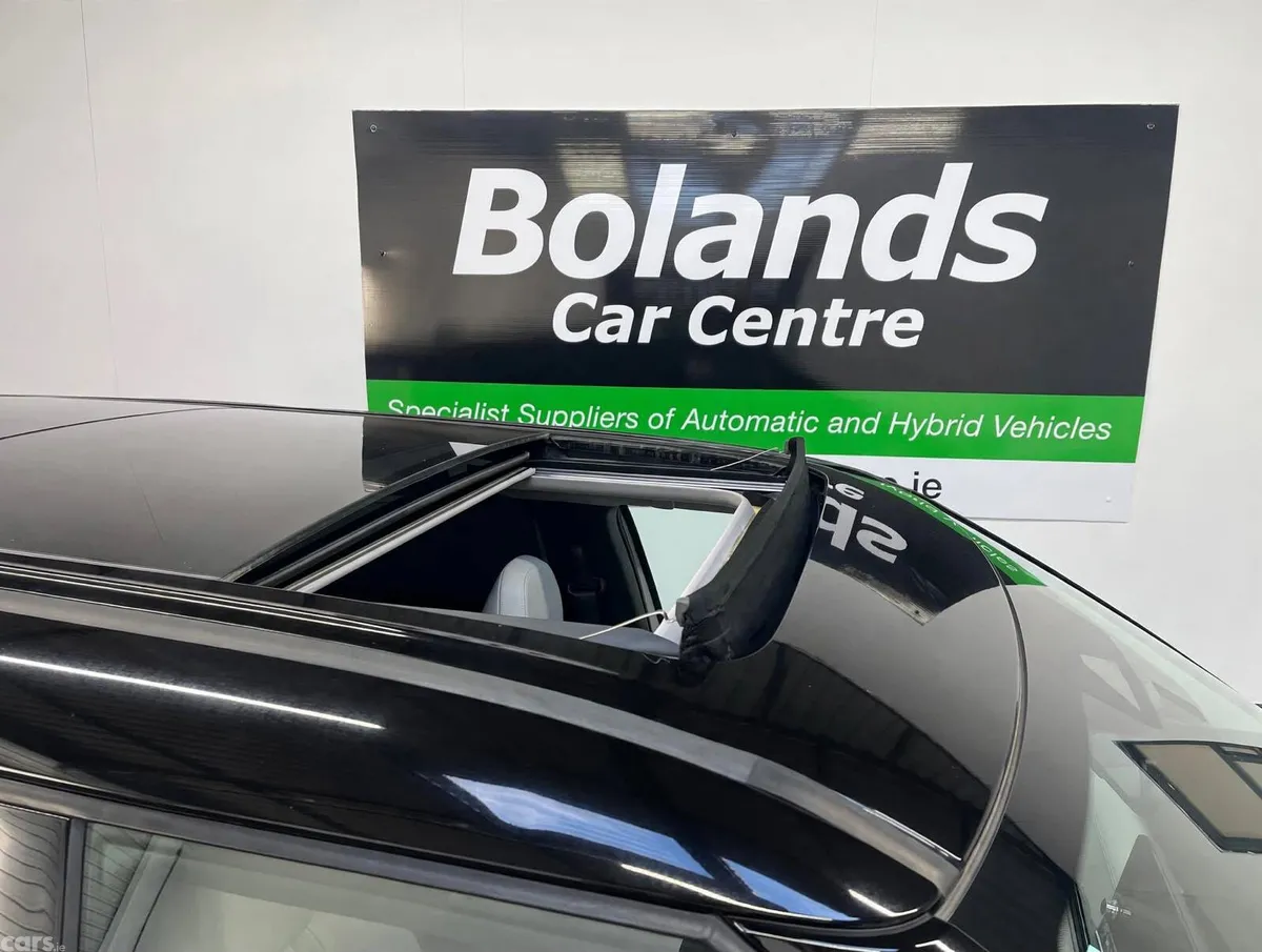 2022 Mitsubishi Outlander 7 Seater Hybrid 2.4 Phev, Clondalkin
