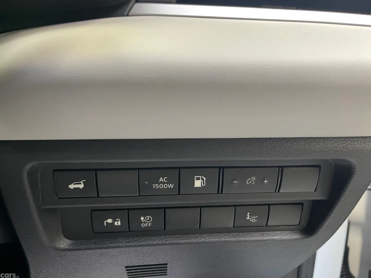 2022 Mitsubishi Outlander 7 Seater Hybrid 2.4 Phev, Clondalkin