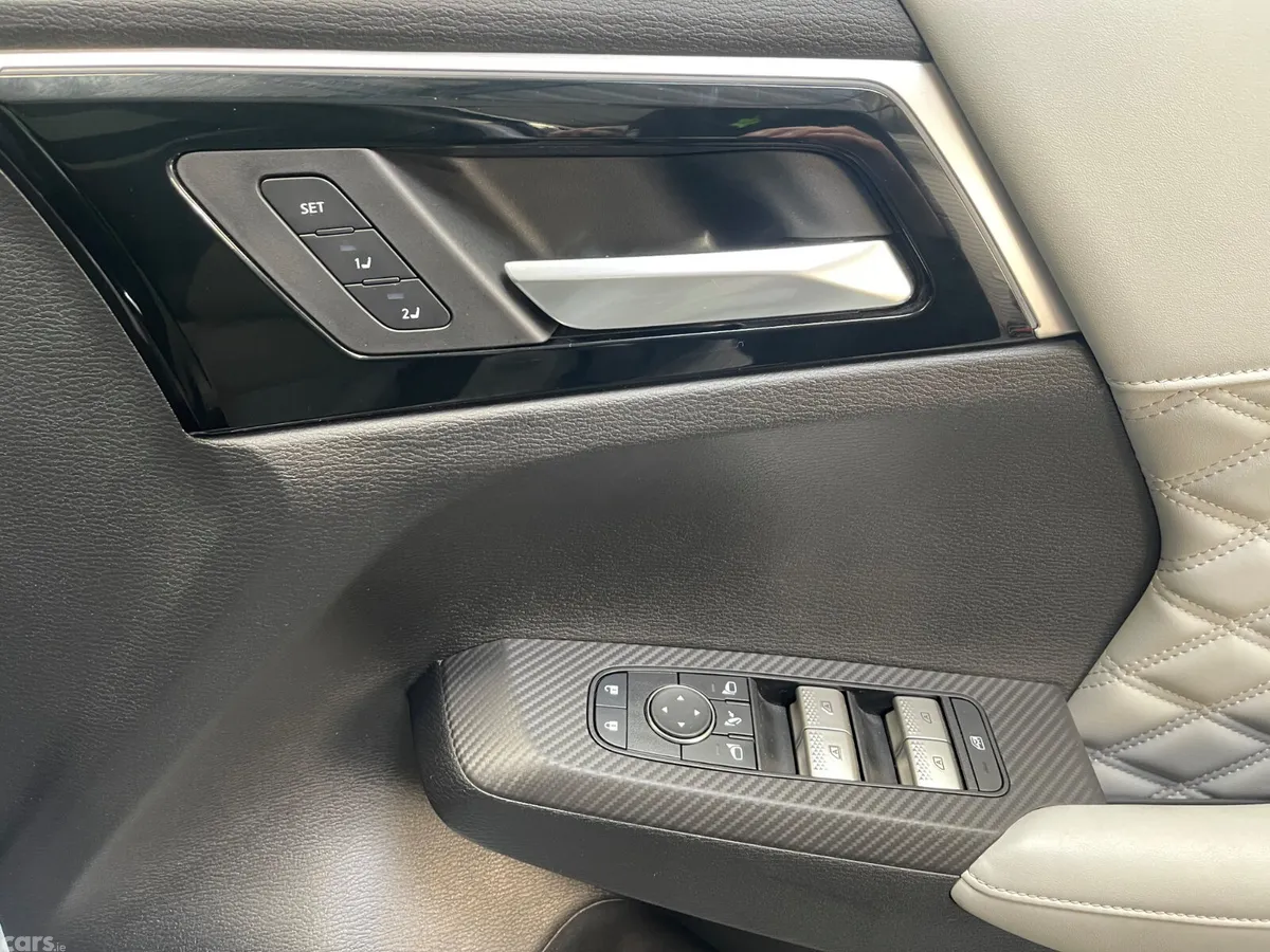 2022 Mitsubishi Outlander 7 Seater Hybrid 2.4 Phev, Clondalkin
