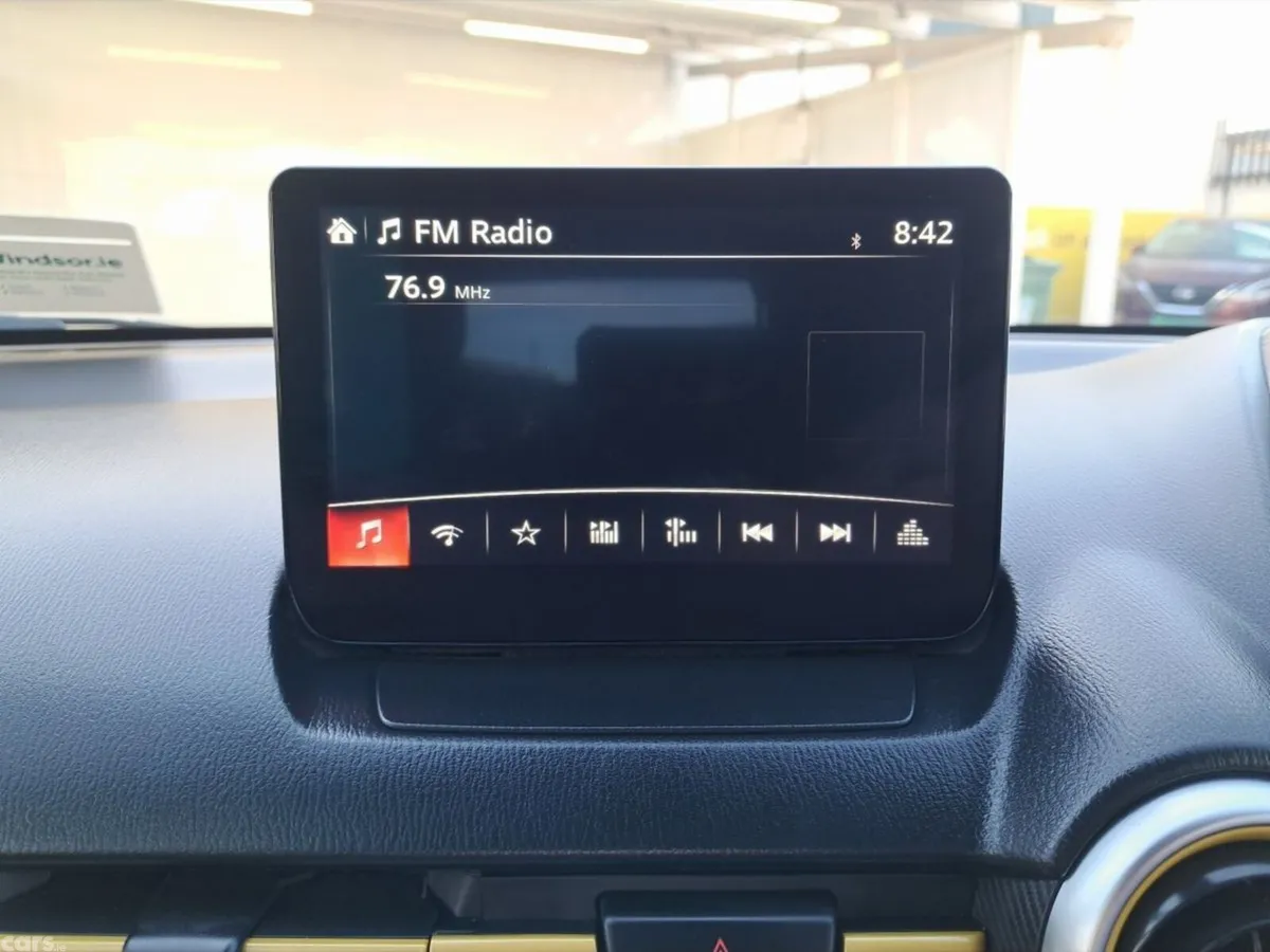 Mazda Mazda2 Hatchback, Petrol, 2023, Gold