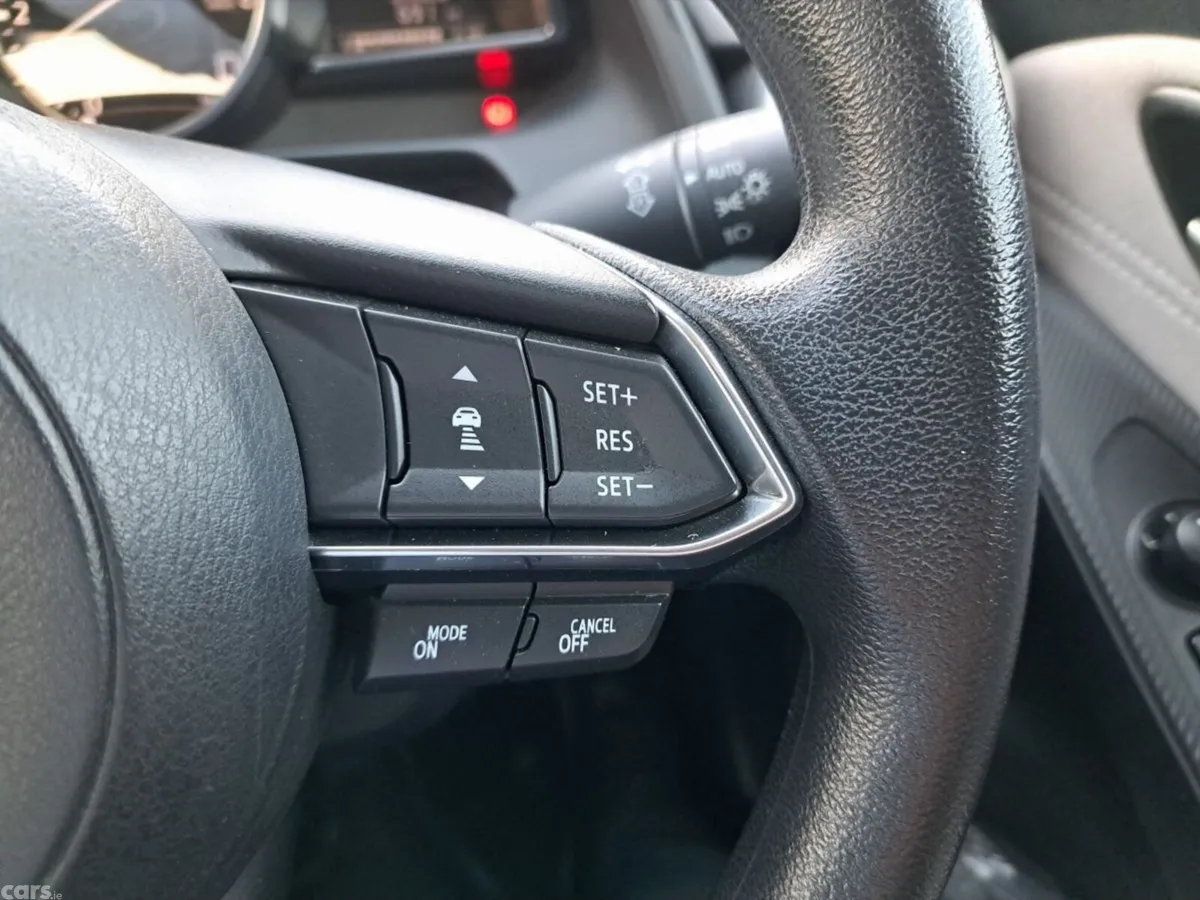 Mazda Mazda2 Hatchback, Petrol, 2023, Gold