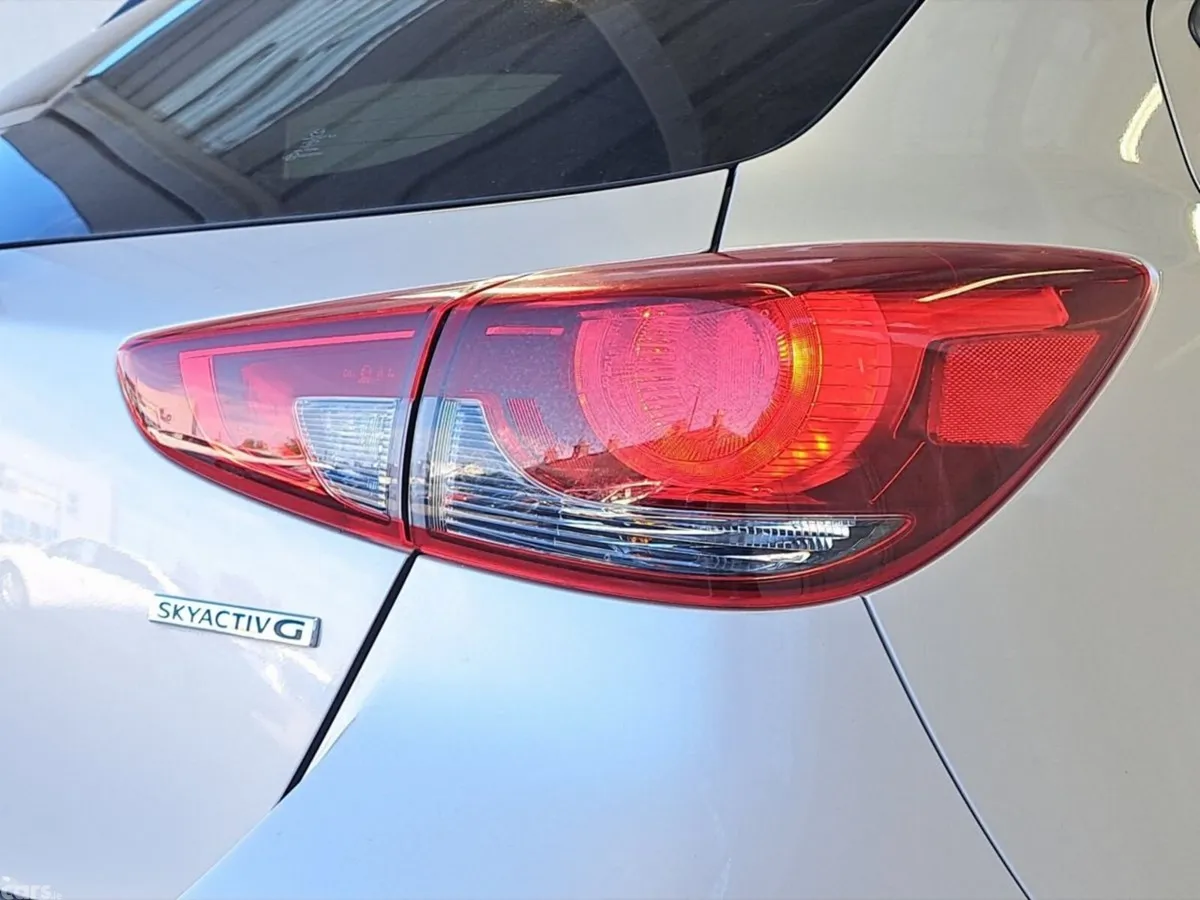 Mazda Mazda2 Hatchback, Petrol, 2023, Gold
