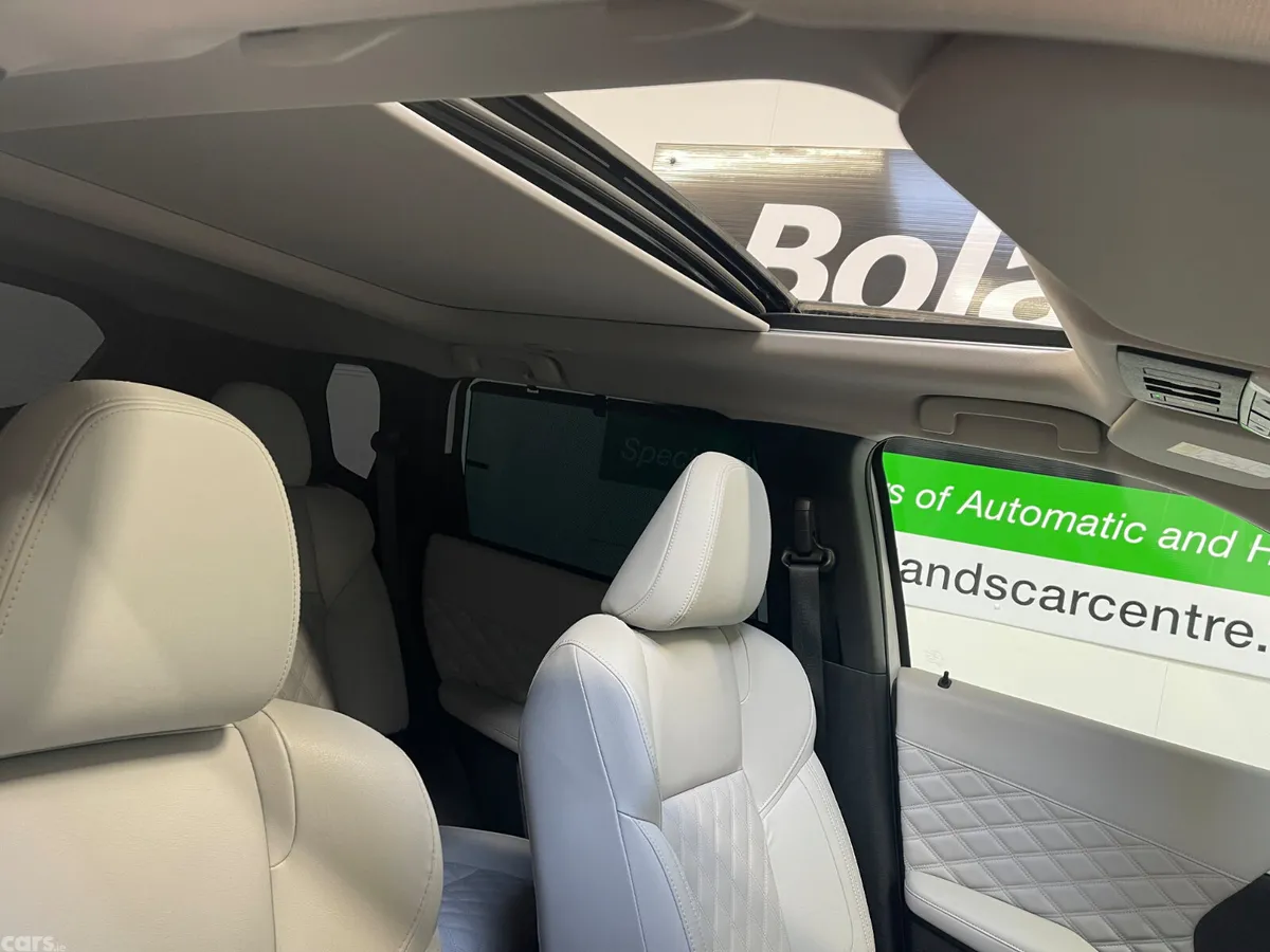 2022 Mitsubishi Outlander 7 Seater Hybrid 2.4 Phev, Clondalkin
