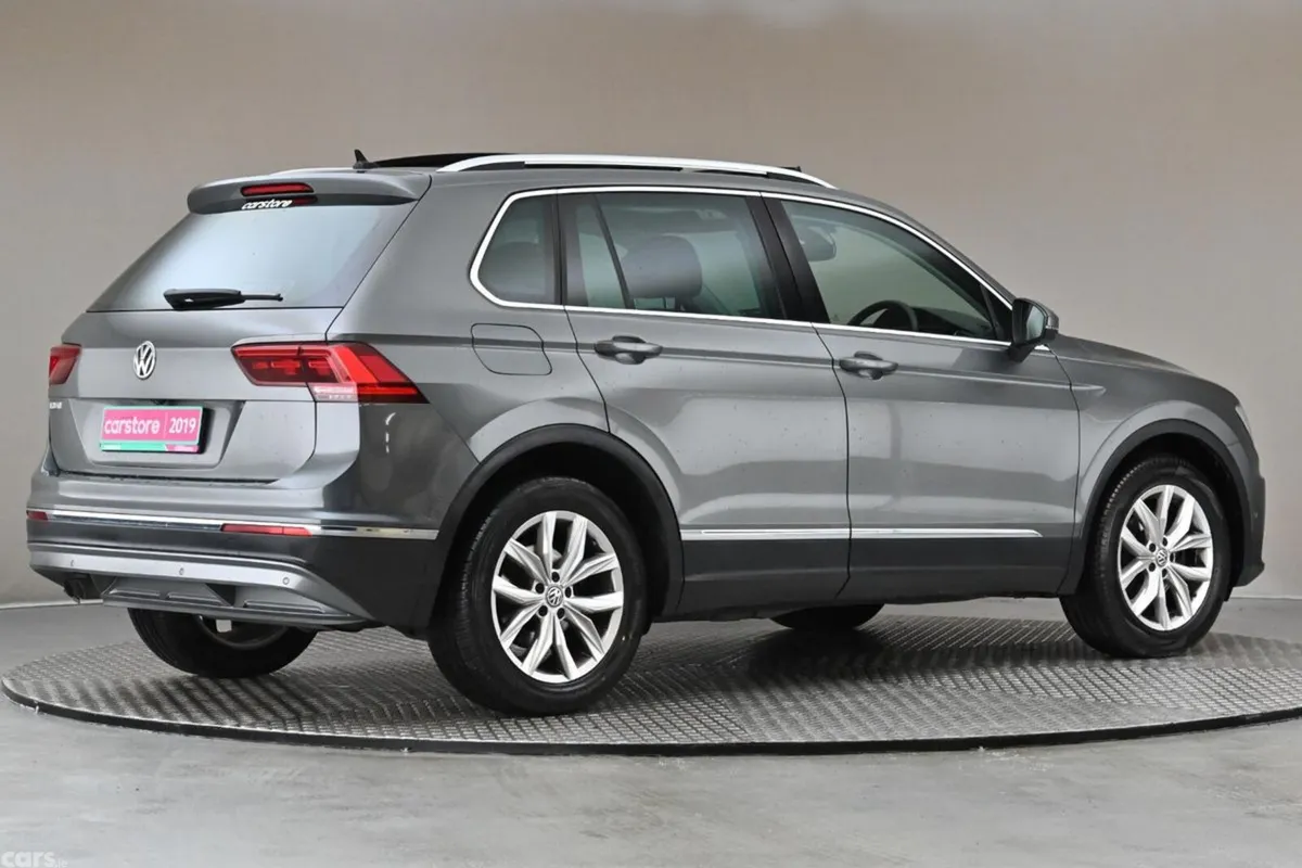 Volkswagen Tiguan SUV, Petrol, 2019, Grey