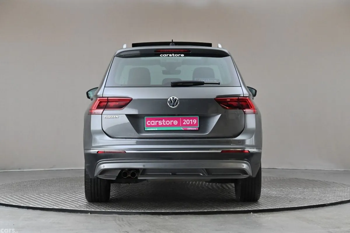 Volkswagen Tiguan SUV, Petrol, 2019, Grey