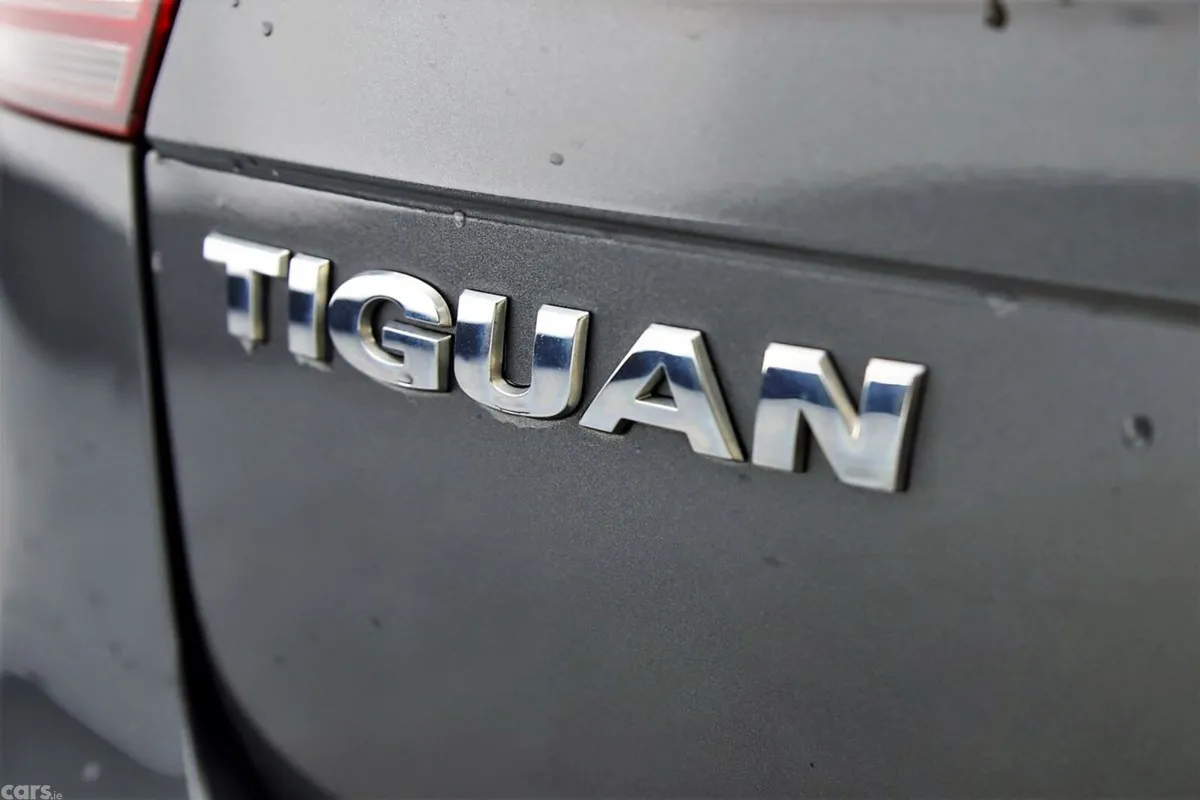 Volkswagen Tiguan SUV, Petrol, 2019, Grey